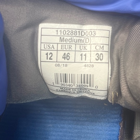 Brooks Men's Gray Running Shoes used greater condition - Picture 5 of 5